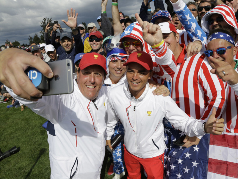 Phil Mickelson Rickie Fowler Presidents Cup