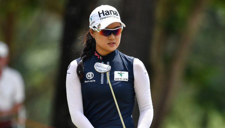 Minjee Lee holds onto lead at LA Open