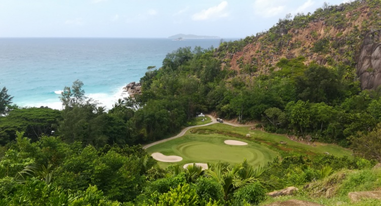 Indian Ocean golf
