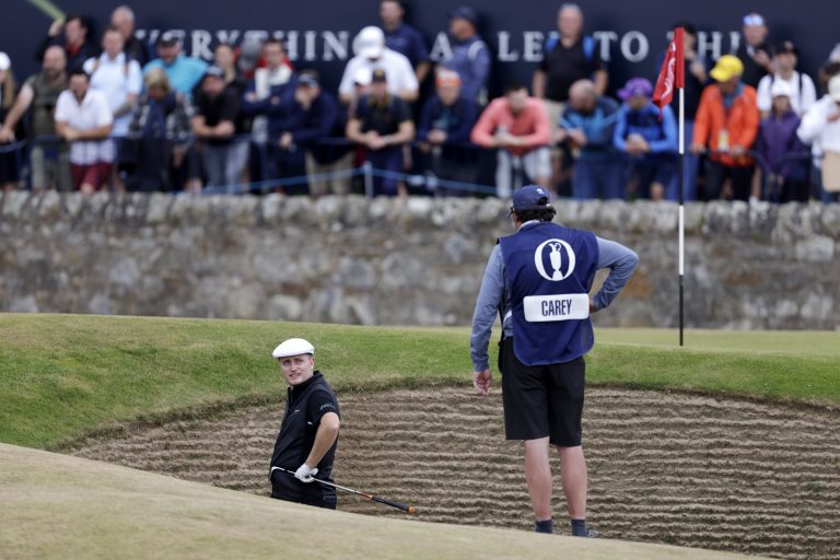 Ireland's David Carey in the bunker on the 17th