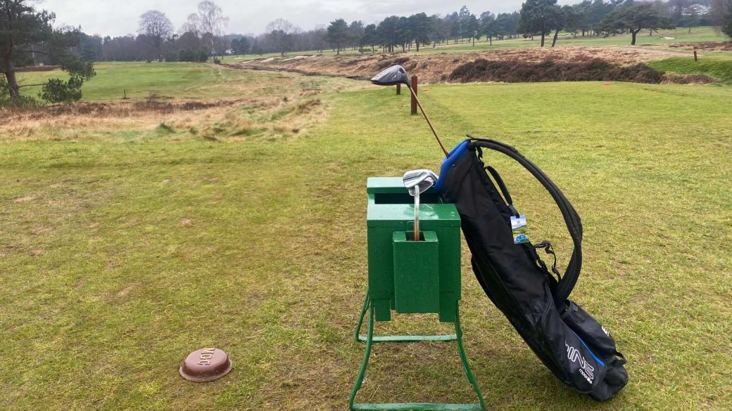 A driver and bag at Moortown