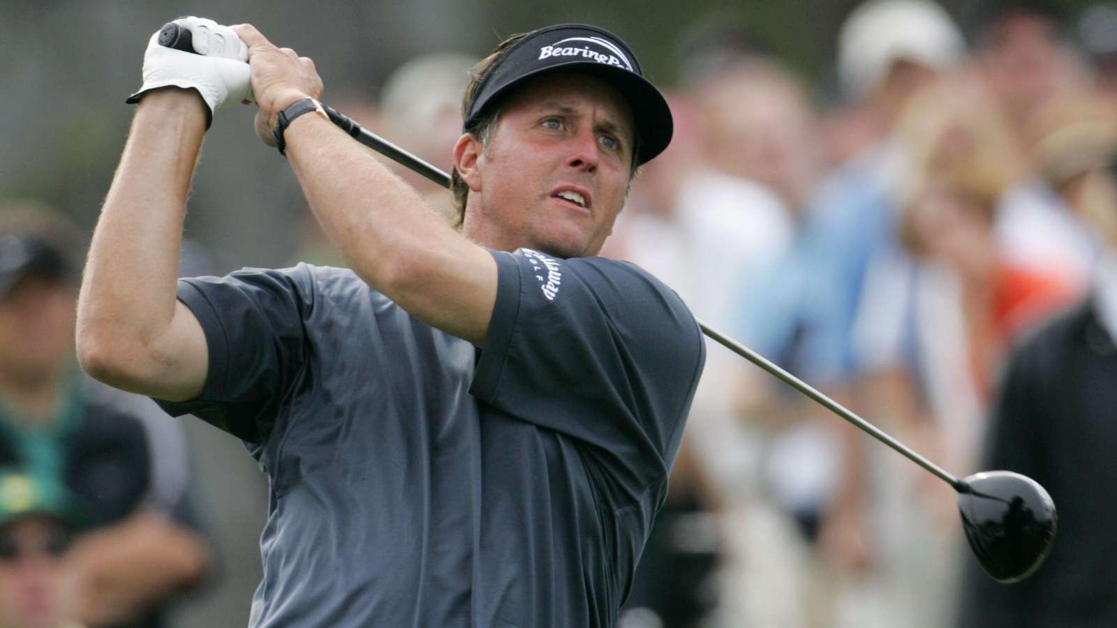 Phil Mickelson drives at the 2006 Masters
