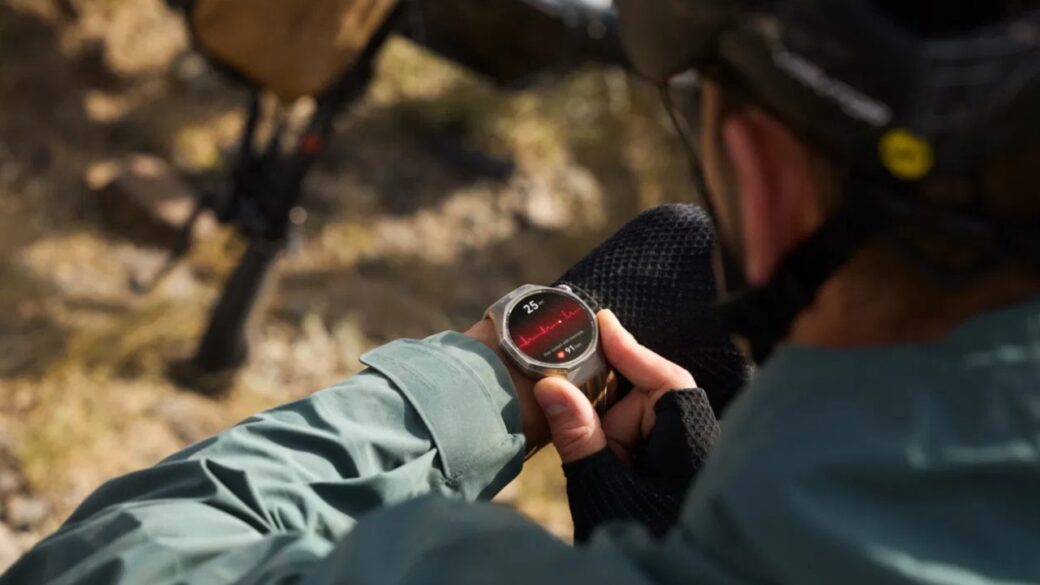 The Huawei GT 6 Pro watch